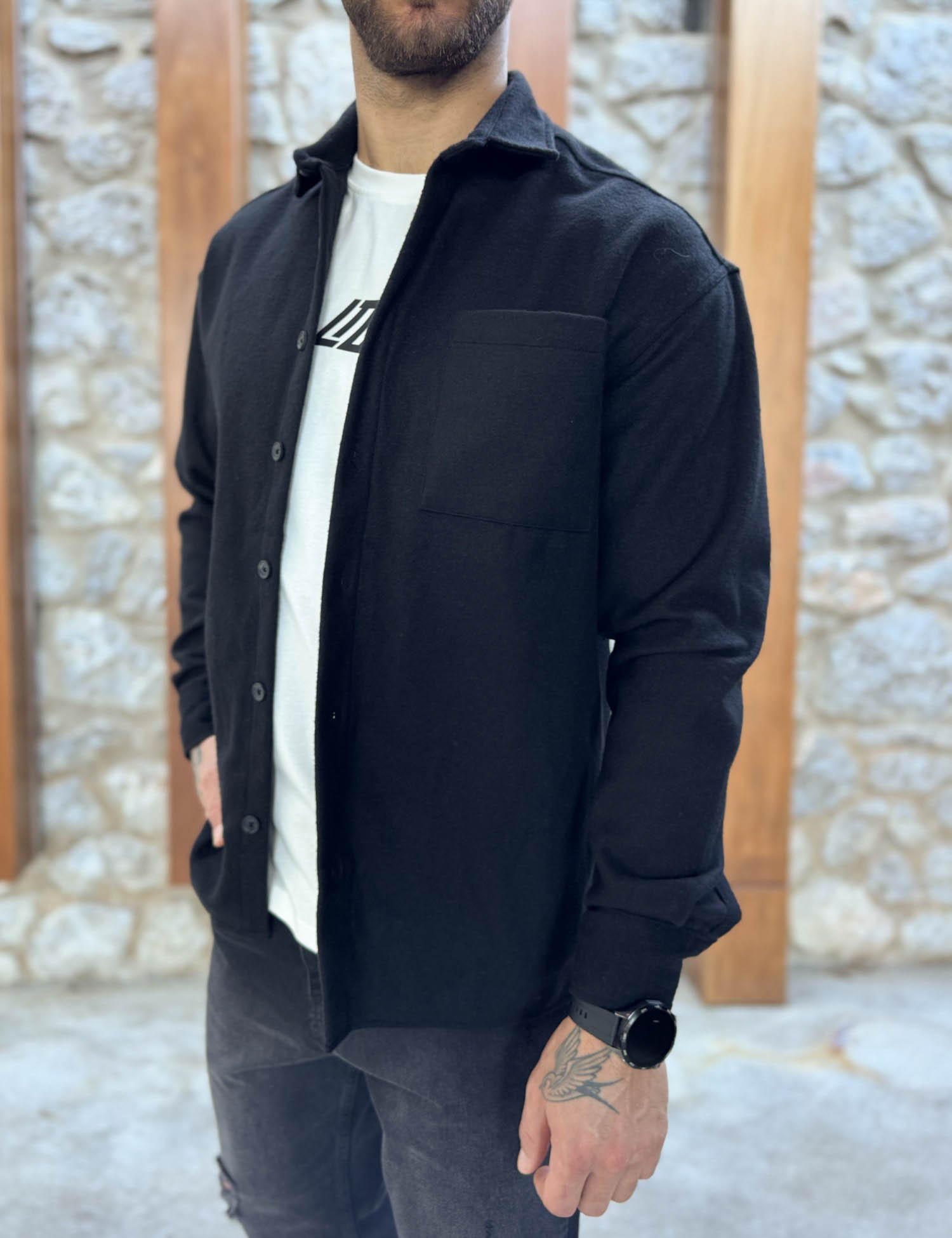 Ανδρικό μαύρο Overshirt με γιακά RMZ328M φωτογραφία